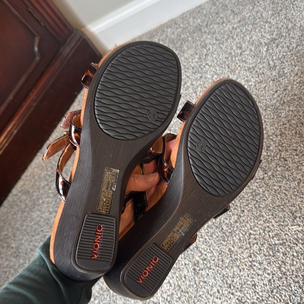 Vionic wedges NEW - image 5